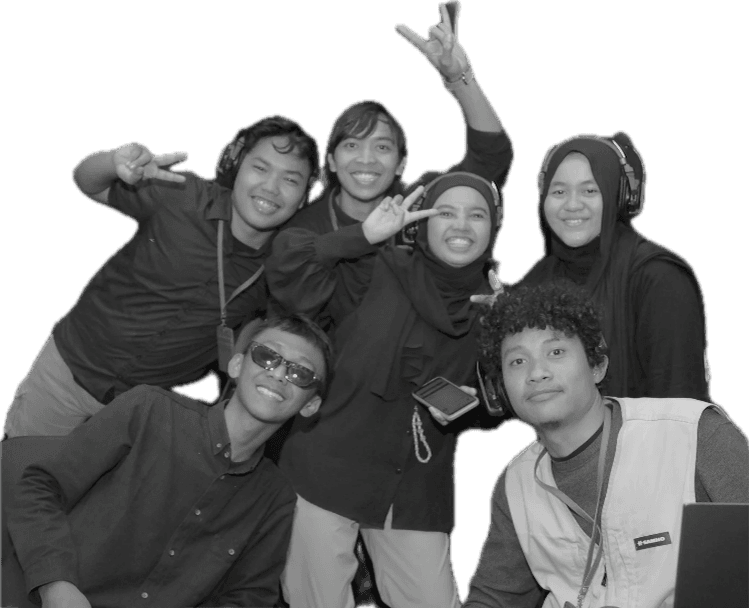Inget Gue team member collaborating on creative work